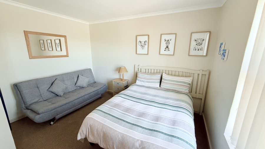 2 Bedroom Property for Sale in Helios Place Western Cape